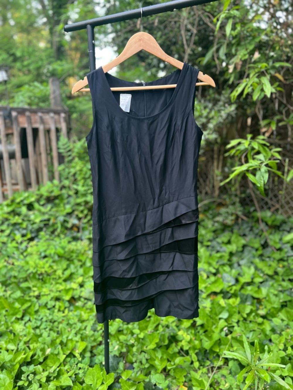 Classic Black Sleeveless Sheath Dress